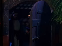 extant_XenaWarriorPrincess_1x04_CradleOfHope_02758
