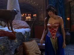 extant_XenaWarriorPrincess_1x04_CradleOfHope_02804