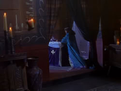 extant_XenaWarriorPrincess_1x04_CradleOfHope_02806