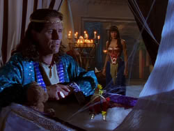 extant_XenaWarriorPrincess_1x04_CradleOfHope_02819