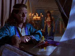 extant_XenaWarriorPrincess_1x04_CradleOfHope_02821