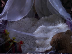 extant_XenaWarriorPrincess_1x04_CradleOfHope_02823