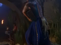 extant_XenaWarriorPrincess_1x04_CradleOfHope_02985