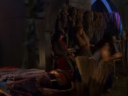extant_XenaWarriorPrincess_1x04_CradleOfHope_02994