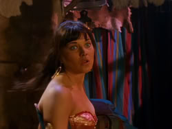 extant_XenaWarriorPrincess_1x04_CradleOfHope_03000