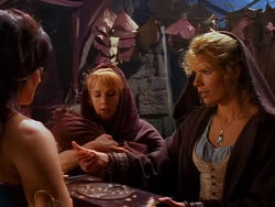 extant_XenaWarriorPrincess_1x04_CradleOfHope_03023