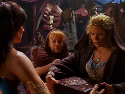 extant_XenaWarriorPrincess_1x04_CradleOfHope_03025