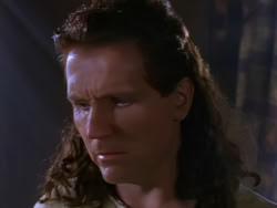 extant_XenaWarriorPrincess_1x04_CradleOfHope_03165