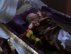 extant_XenaWarriorPrincess_1x04_CradleOfHope_03169