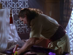 extant_XenaWarriorPrincess_1x04_CradleOfHope_03173