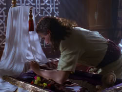 extant_XenaWarriorPrincess_1x04_CradleOfHope_03175