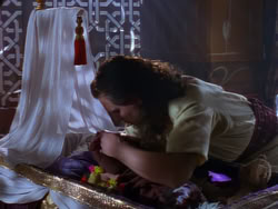 extant_XenaWarriorPrincess_1x04_CradleOfHope_03177