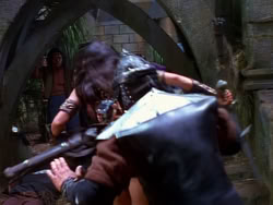 extant_XenaWarriorPrincess_1x04_CradleOfHope_03277