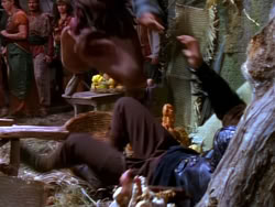 extant_XenaWarriorPrincess_1x04_CradleOfHope_03283