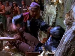 extant_XenaWarriorPrincess_1x04_CradleOfHope_03285