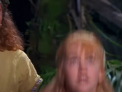 extant_XenaWarriorPrincess_1x04_CradleOfHope_03302