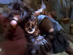 extant_XenaWarriorPrincess_1x04_CradleOfHope_03326