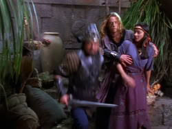 extant_XenaWarriorPrincess_1x04_CradleOfHope_03361