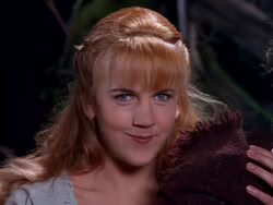 extant_XenaWarriorPrincess_1x04_CradleOfHope_03441