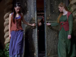 extant_XenaWarriorPrincess_1x04_CradleOfHope_03449