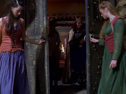 extant_XenaWarriorPrincess_1x04_CradleOfHope_03450
