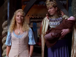 extant_XenaWarriorPrincess_1x04_CradleOfHope_03456