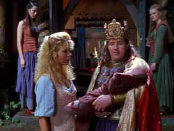 extant_XenaWarriorPrincess_1x04_CradleOfHope_03462