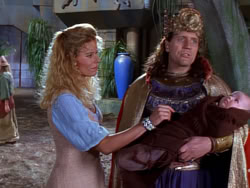 extant_XenaWarriorPrincess_1x04_CradleOfHope_03496