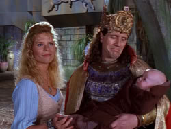 extant_XenaWarriorPrincess_1x04_CradleOfHope_03506