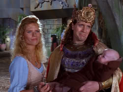extant_XenaWarriorPrincess_1x04_CradleOfHope_03507