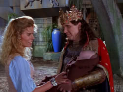 extant_XenaWarriorPrincess_1x04_CradleOfHope_03529