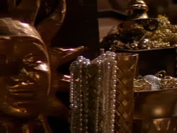 extant_XenaWarriorPrincess_1x04_CradleOfHope_03538