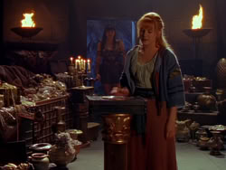 extant_XenaWarriorPrincess_1x04_CradleOfHope_03562