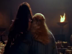 extant_XenaWarriorPrincess_1x04_CradleOfHope_03597