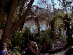 extant_XenaWarriorPrincess_1x05_ThePathNotTaken_00010