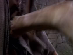 extant_XenaWarriorPrincess_1x05_ThePathNotTaken_00202