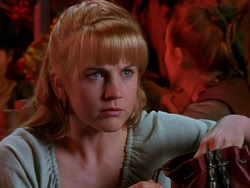 extant_XenaWarriorPrincess_1x05_ThePathNotTaken_00357