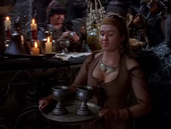 extant_XenaWarriorPrincess_1x05_ThePathNotTaken_00837