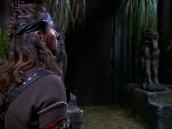 extant_XenaWarriorPrincess_1x05_ThePathNotTaken_01842