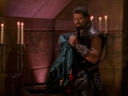 extant_XenaWarriorPrincess_1x06_TheReckoning_01350