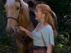 extant_XenaWarriorPrincess_1x07-TheTitans_00119