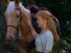 extant_XenaWarriorPrincess_1x07-TheTitans_00120