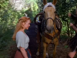 extant_XenaWarriorPrincess_1x07-TheTitans_00217