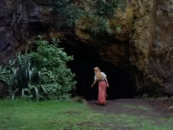 extant_XenaWarriorPrincess_1x07-TheTitans_00243