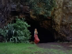 extant_XenaWarriorPrincess_1x07-TheTitans_00244