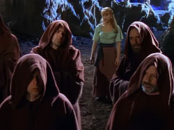 extant_XenaWarriorPrincess_1x07-TheTitans_00323
