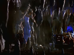 extant_XenaWarriorPrincess_1x07-TheTitans_00404