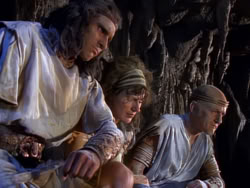 extant_XenaWarriorPrincess_1x07-TheTitans_00468