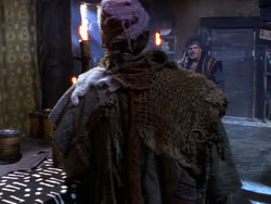 extant_XenaWarriorPrincess_1x07-TheTitans_00643