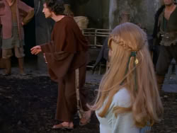 extant_XenaWarriorPrincess_1x07-TheTitans_00868